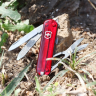 Нож-брелок Victorinox Signature Ruby 0.6225.T