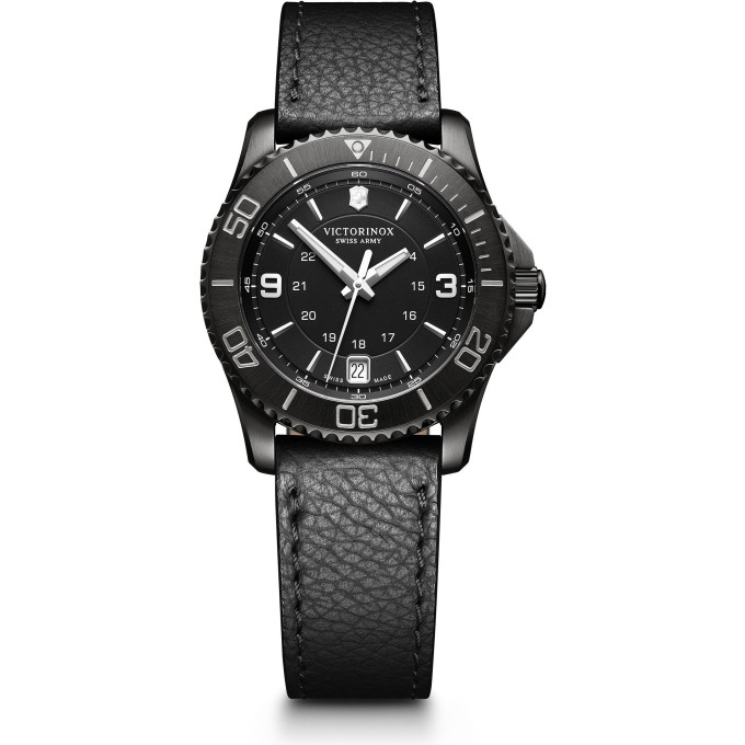 Наручные часы Victorinox Maverick 241788